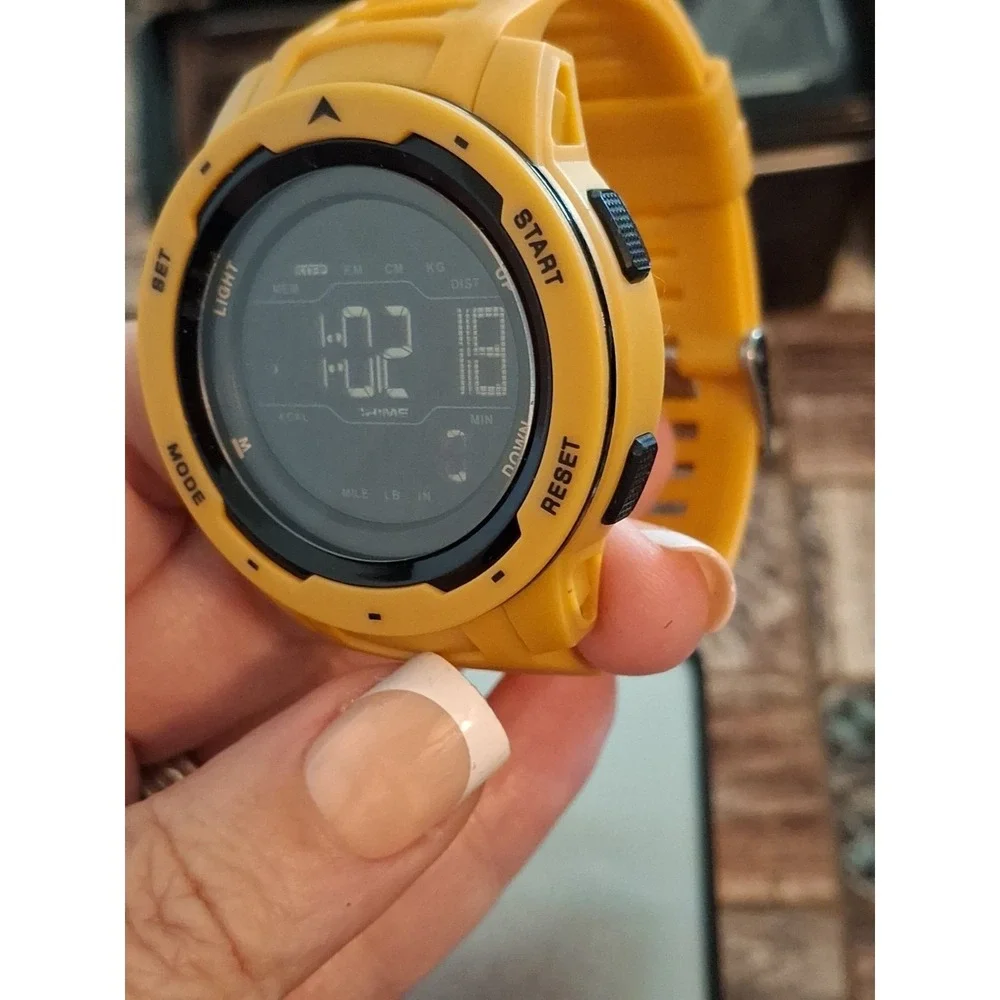 NIB Findtime Mens Sport Watch. Fitness Tracking,stopwatch,alarm,42mm,yellowband.